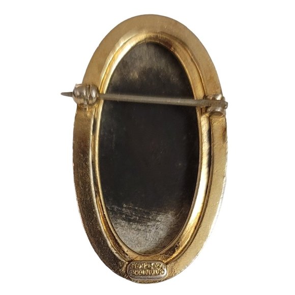 Catamore 1-20 12K GF Gold Filled Shell Carved Cameo Brooch, Signed E85 - Picture 5 of 10